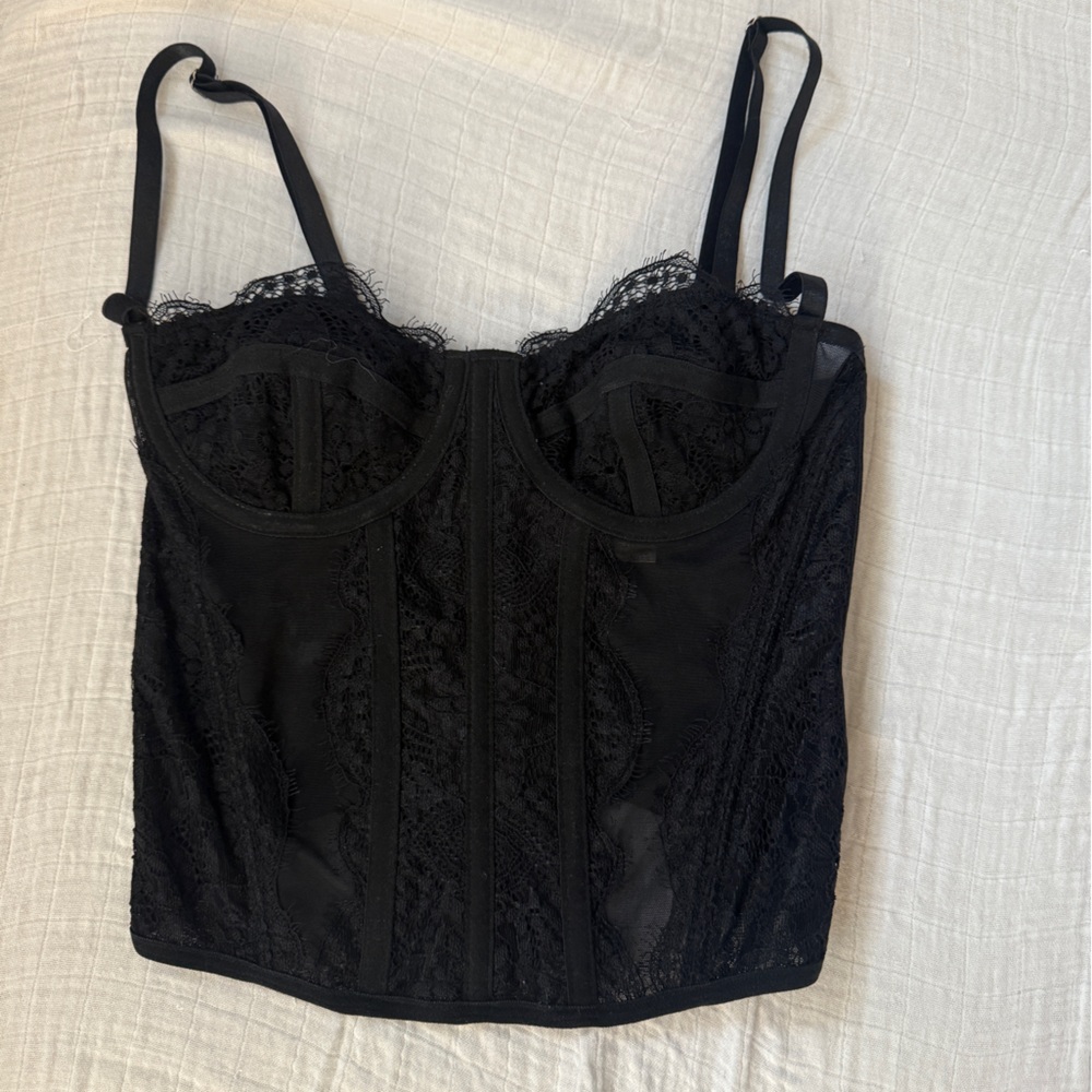 Elegant Black Lace Bustier